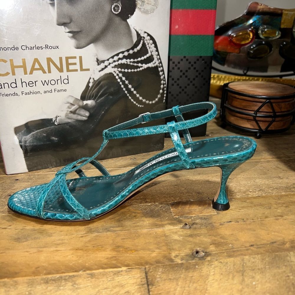 Manolo Blahnik Racqui Sandals - Picture 9 of 10
